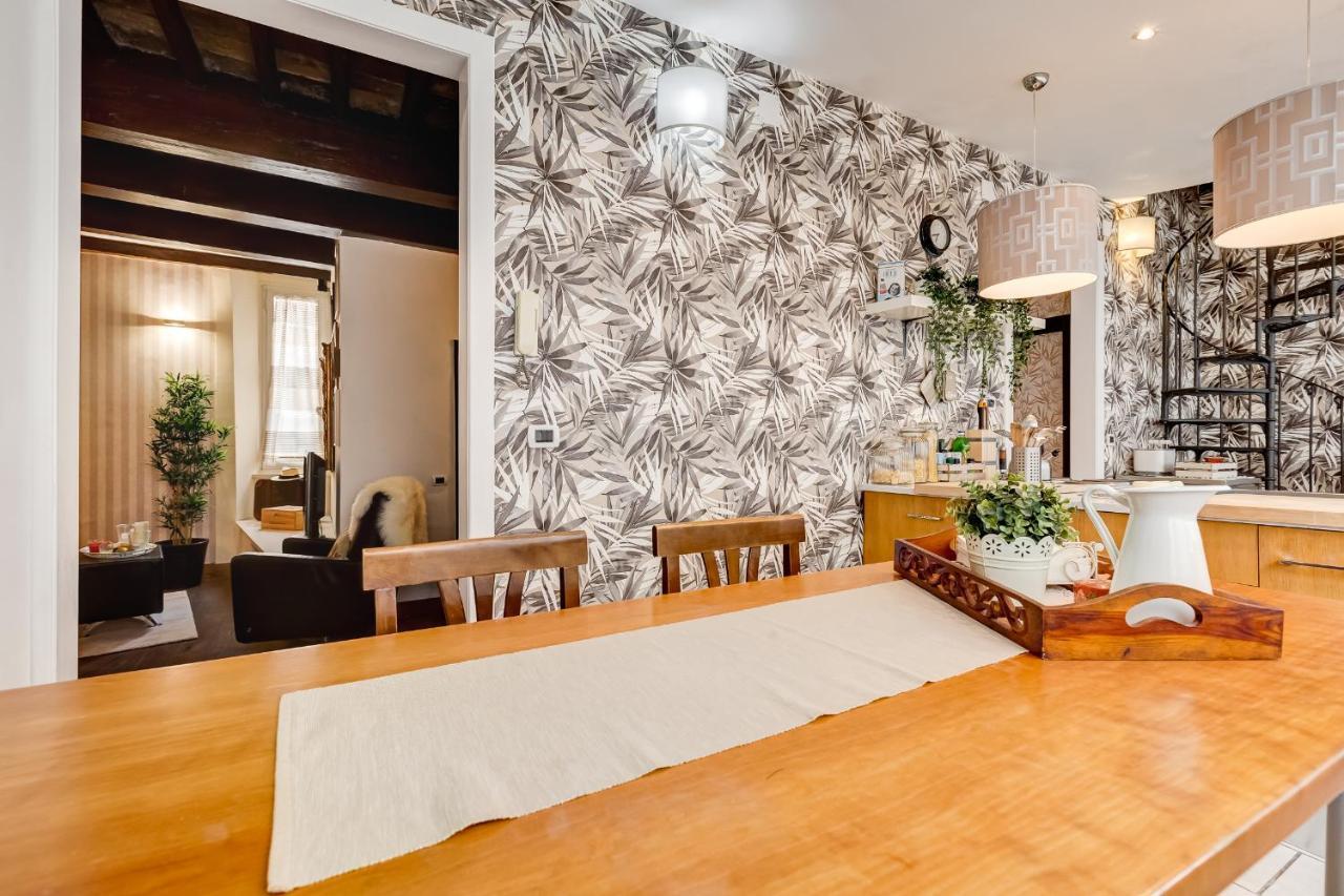 Piazza Di Spagna Fantastic Apartment Рим Екстериор снимка
