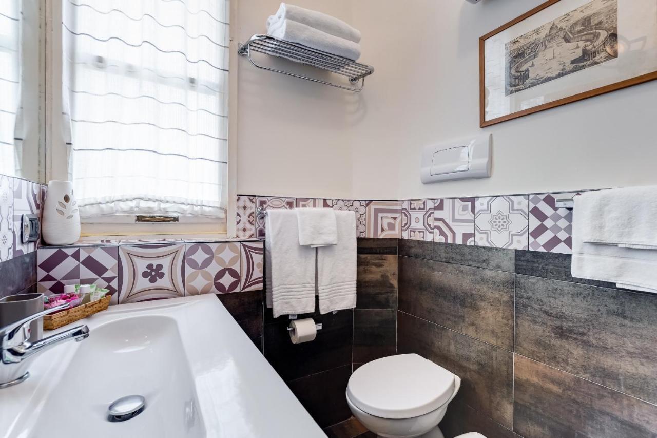 Piazza Di Spagna Fantastic Apartment Рим Екстериор снимка